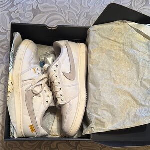 Nike Cream and Gray Low-Top Sneakers